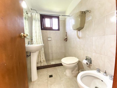 Cabaña Grande vista interior baño